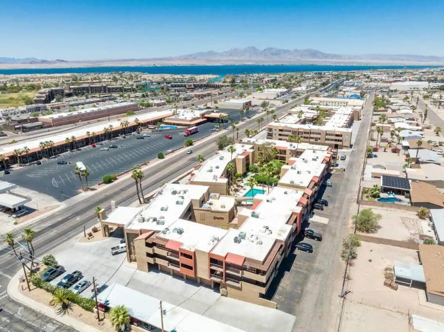 Pool King Lake Suite-Walk To Dt & Lake! Lake Havasu City Kültér fotó